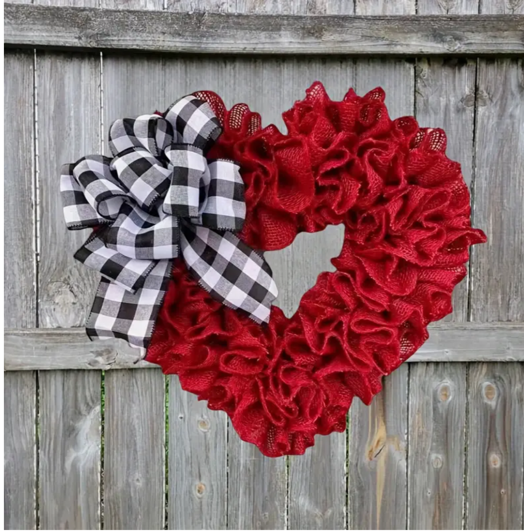 Romantic Reverie: New Arrival Valentine's Day Love Wreath - Heartfelt Home Decoration for Love-Filled Spaces!