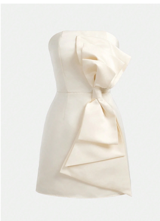 Summer Chic: Teenage Girls' Strapless Dress with 3D Bow Bliss!
