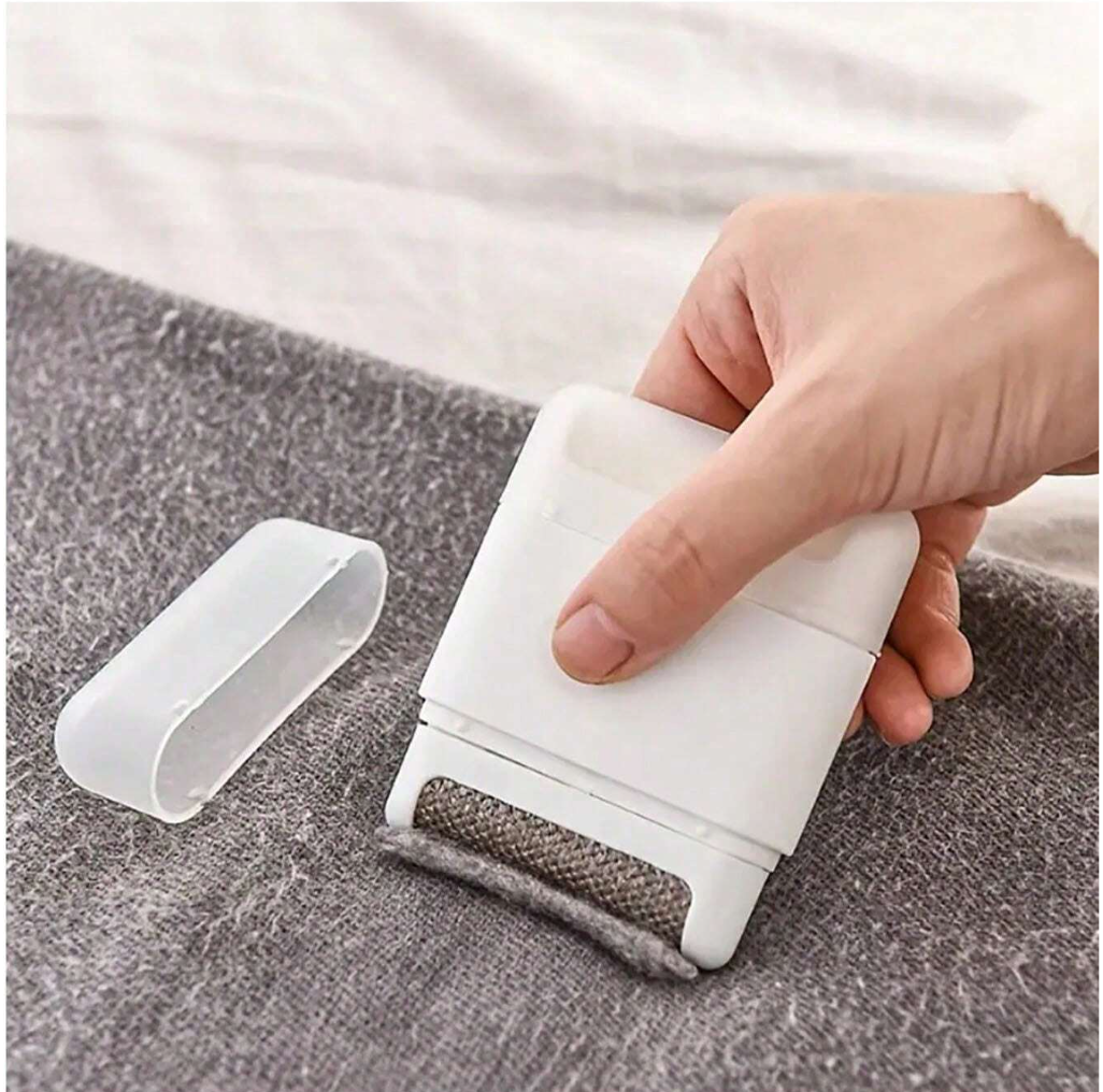 Revitalize Your Wardrobe: The Ultimate Fabric Shaver & Sweater Pill Trimmer - Your Portable Solution for Clothes Fuzz, Lint Balls, and Bobbles!