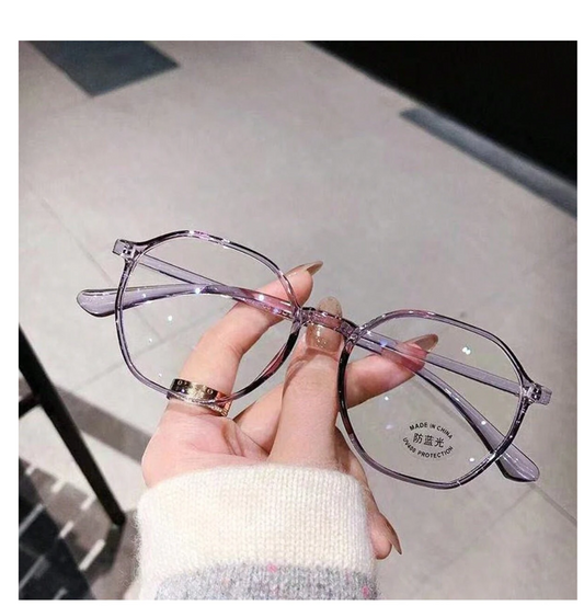 Step into Style: 2024 New Arrival Retro Polygon Frame Anti-Blue Light Glasses for Trendy Women!