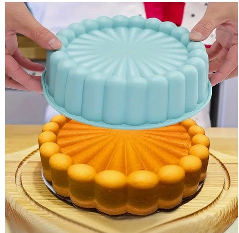 "VersaBake: Non-Stick Silicone Round Cake Mold - Multifunctional Baking Pan for Weddings, Birthdays, and DIY Creations"