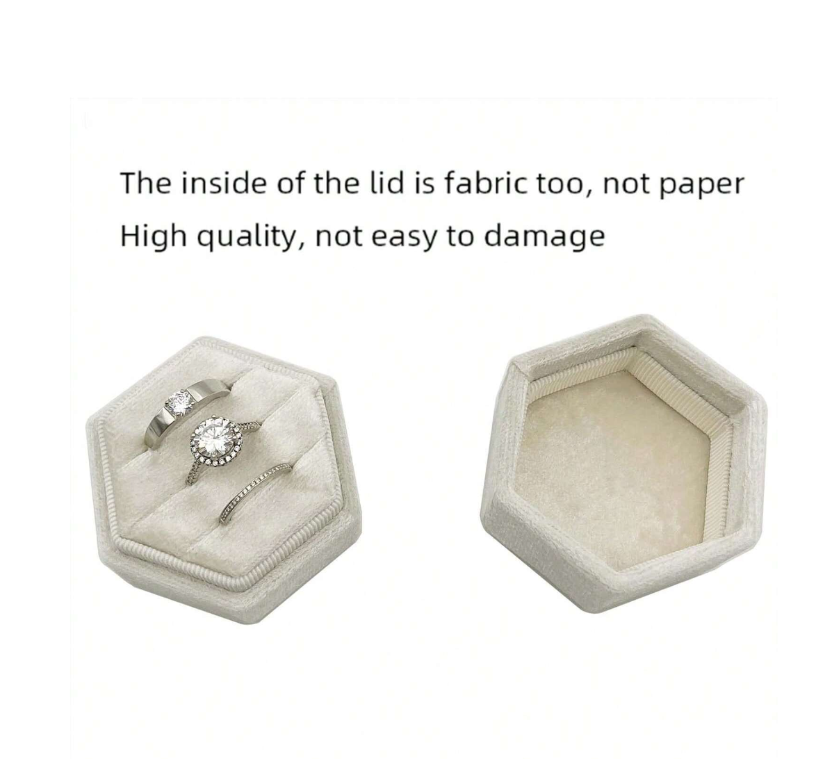 Dreamy Hexagon: Plush Ring Box Perfect for Your Special Day - Elegant Display for Proposal and Engagement Rings!