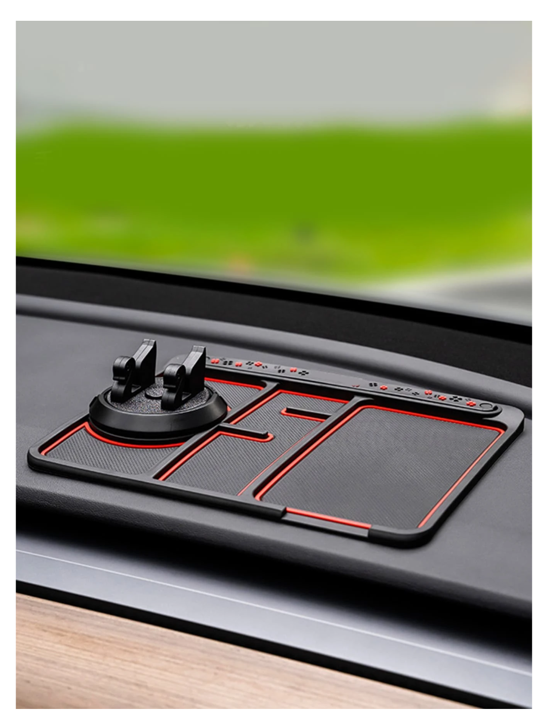 360° Grip & Glow: Anti-slip Car Phone Holder with Rotating Navigation Bracket & Luminous Pad