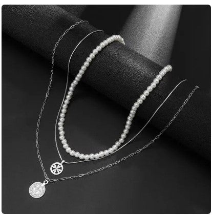 "Gothic Revival: Men's Vintage Imitation-Pearl Coin Pendant Choker - Punk Snake Chain Grunge Steampunk Fashion Jewelry Statement"