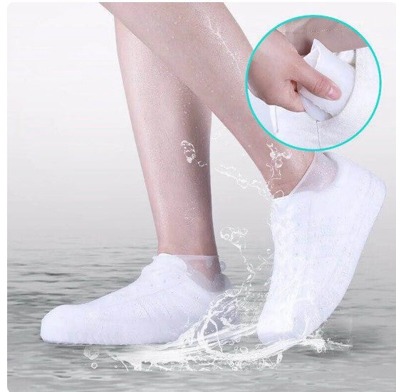 Rain-Proof Your Style with Silicone Shoe Covers!